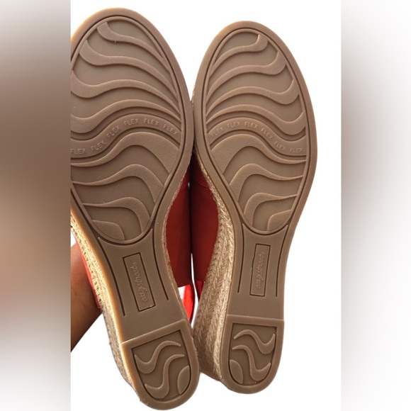 NEW Easy Street Women’s Slingback Espadrille Color: Red, Size 12M - Picture 10 of 12